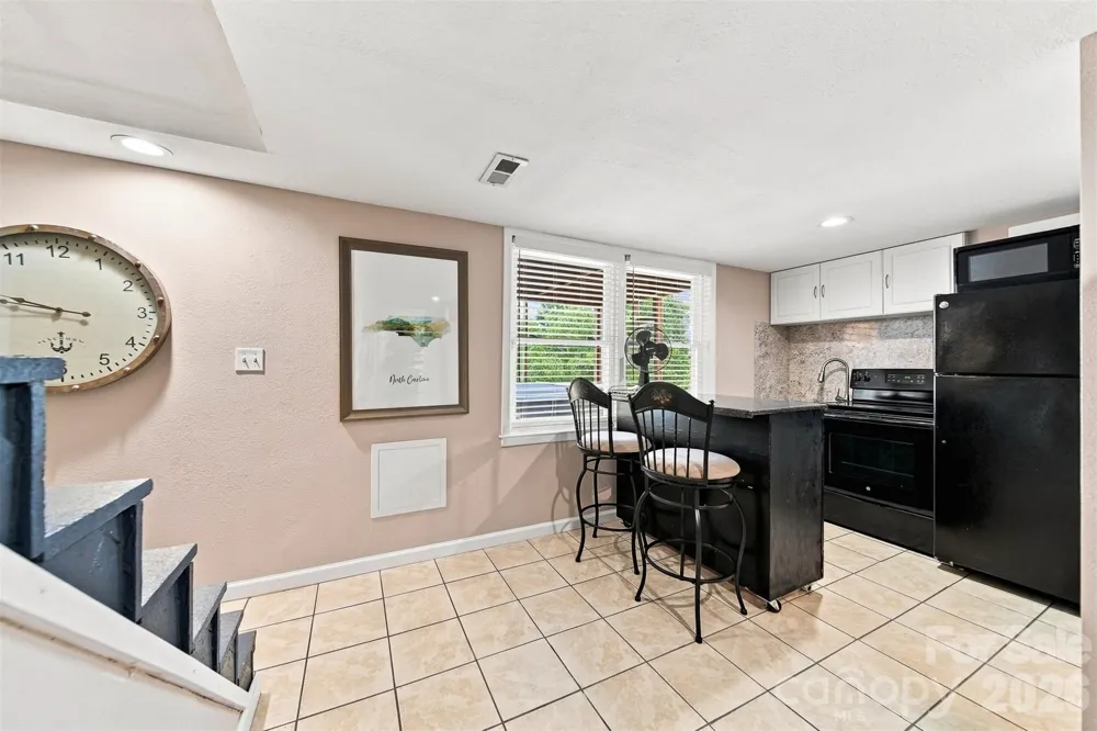 220 Lakeshore Lane Taylorsville, NC 28681