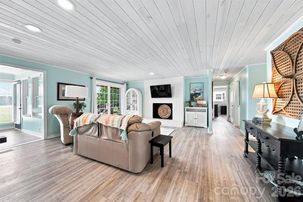 220 Lakeshore Lane Taylorsville, NC 28681