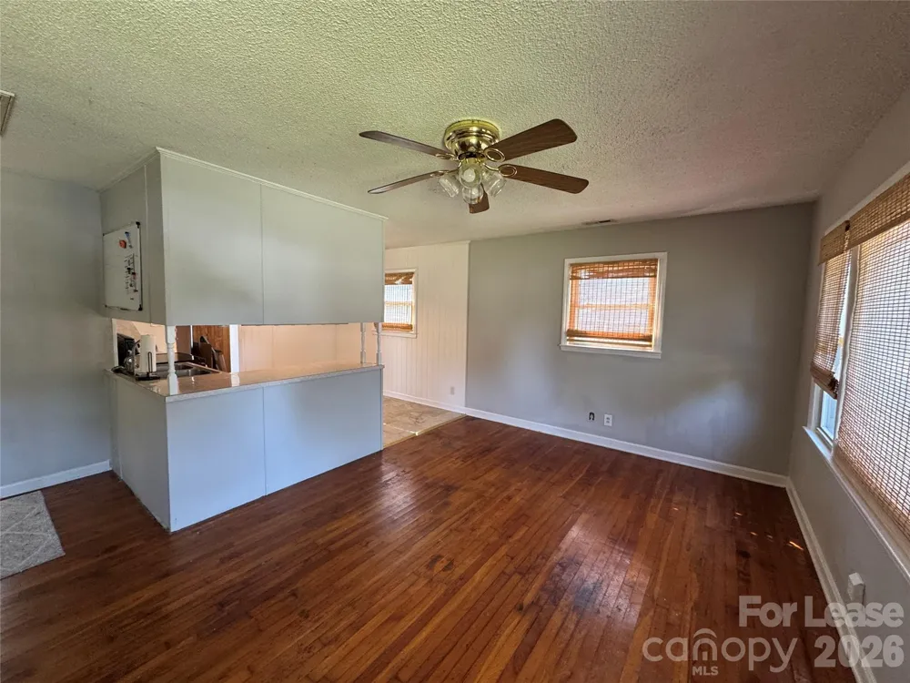 805 Furman Street Dallas, NC 28034