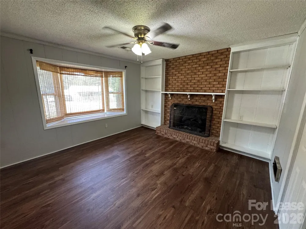 805 Furman Street Dallas, NC 28034