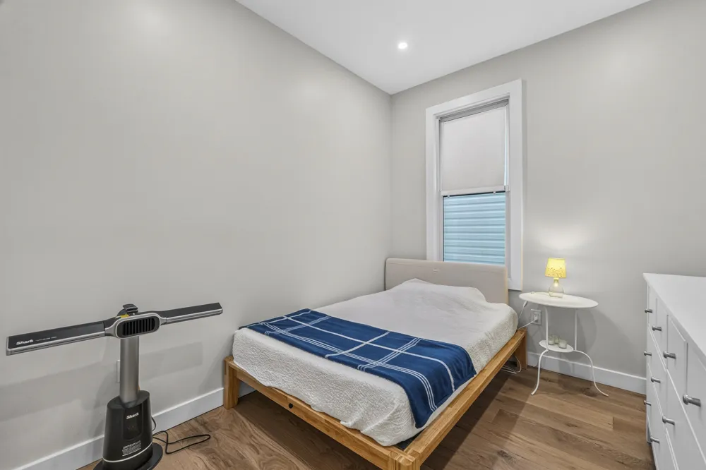 72 46TH ST Weehawken, NJ 07086