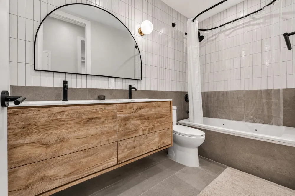 72 46TH ST Weehawken, NJ 07086