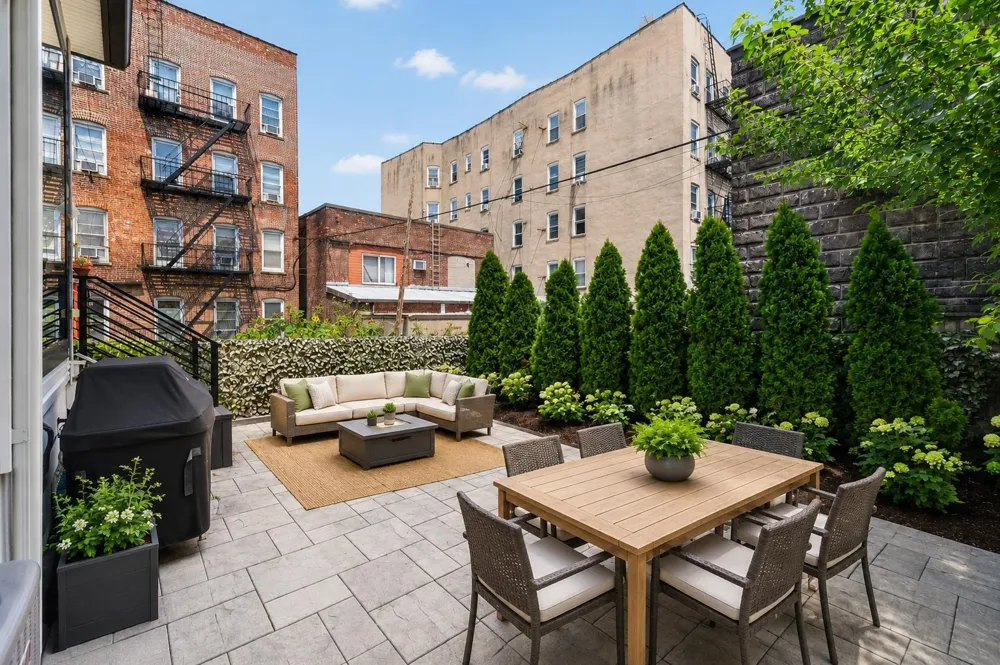 72 46TH ST Weehawken, NJ 07086