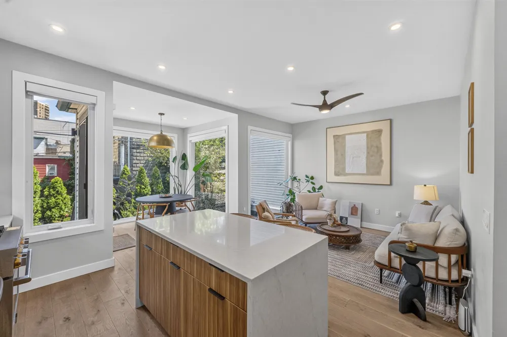 72 46TH ST Weehawken, NJ 07086