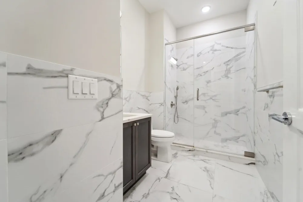 3 SOMERSET LANE Edgewater, NJ 07020