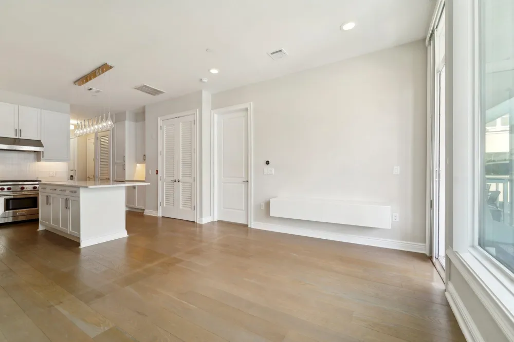 3 SOMERSET LANE Edgewater, NJ 07020