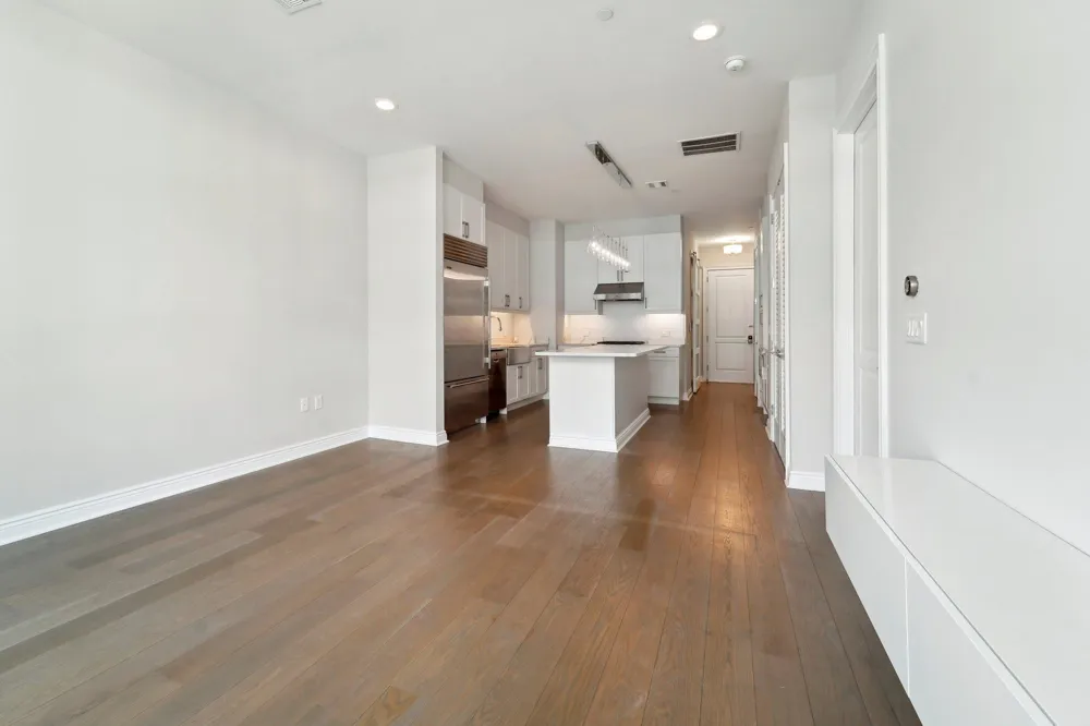 3 SOMERSET LANE Edgewater, NJ 07020