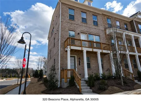 320 Beacons Place