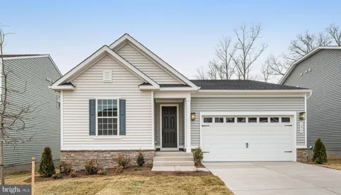 1079 WINTER PLACE