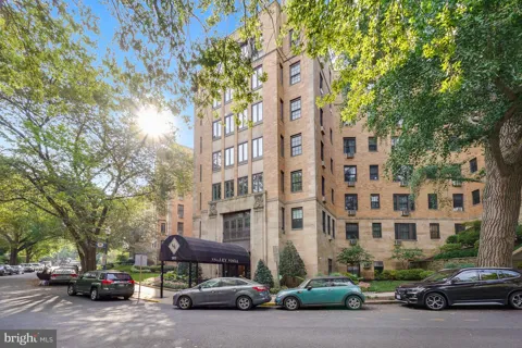2032 BELMONT ROAD #234