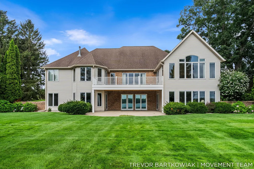 2696 Middle Lake Road Twin Lake, MI 49457