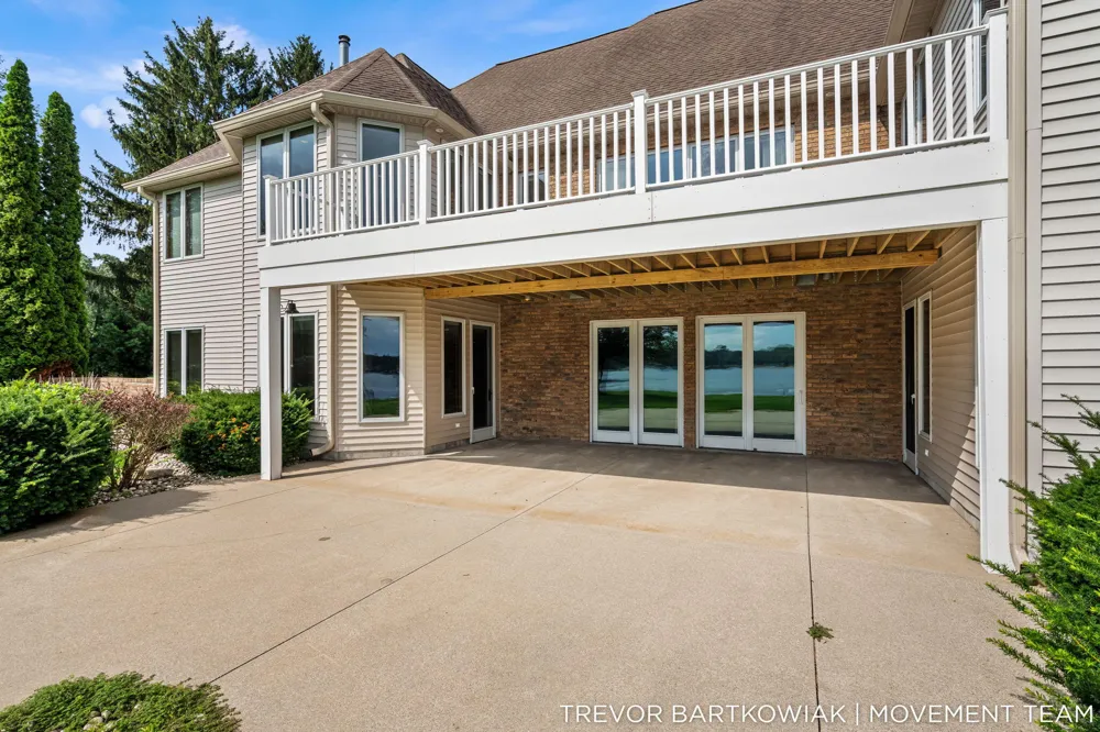 2696 Middle Lake Road Twin Lake, MI 49457