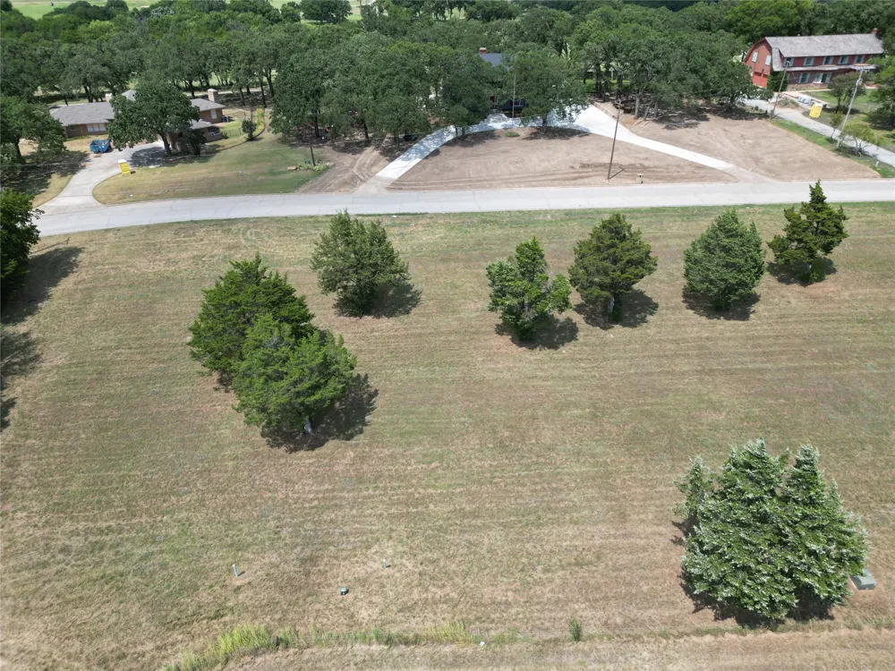 628 Country Club Road Ardmore, OK 73401