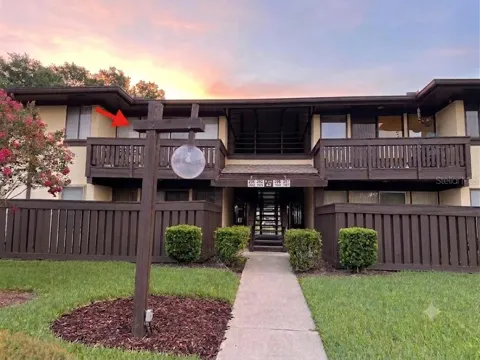 42 CLUB HOUSE DRIVE #207