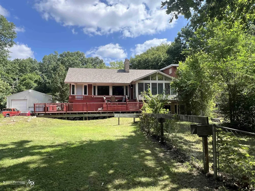 210 Elmwood Drive Davison City, MI 48423