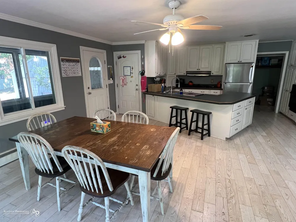 210 Elmwood Drive Davison City, MI 48423