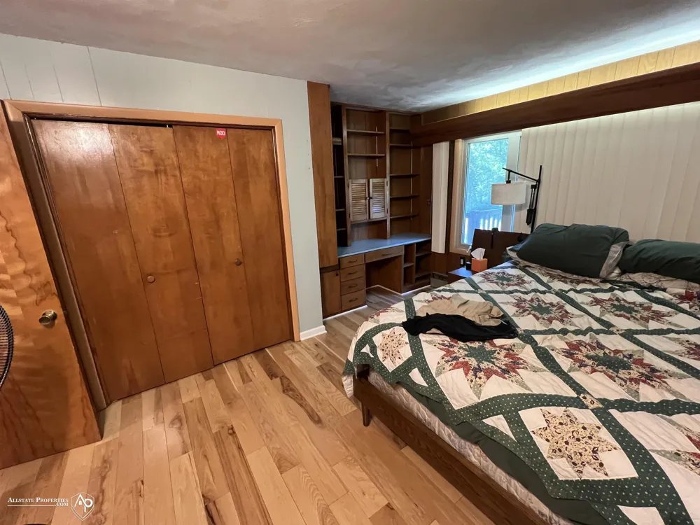 210 Elmwood Drive Davison City, MI 48423