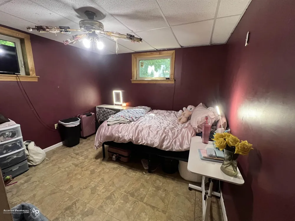 210 Elmwood Drive Davison City, MI 48423