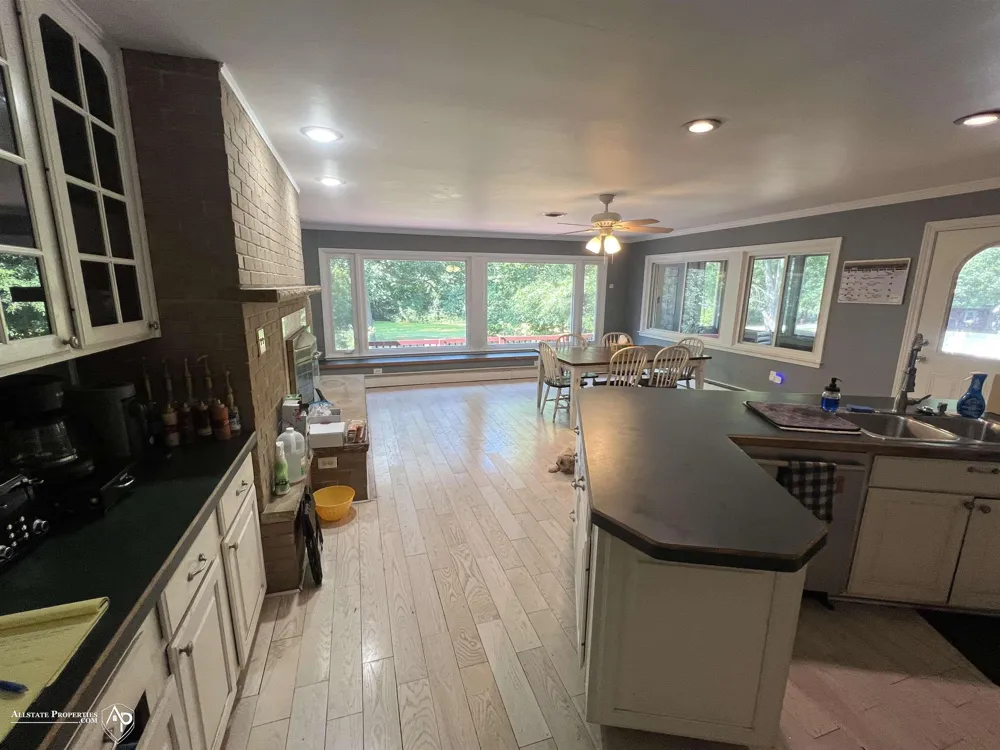 210 Elmwood Drive Davison City, MI 48423