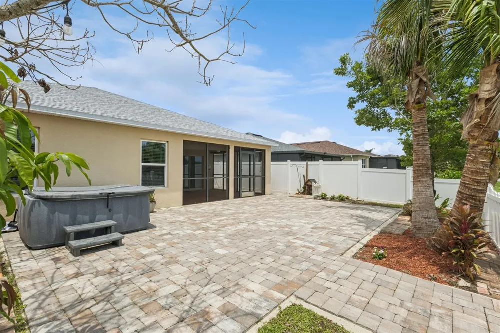 4602 HARVEST ROW LANE St Cloud, FL 34772