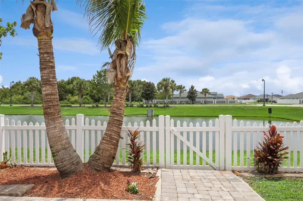 4602 HARVEST ROW LANE St Cloud, FL 34772