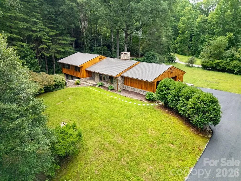 100 Ashton Lane Brevard, NC 28712