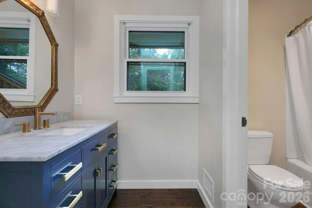 100 Ashton Lane Brevard, NC 28712