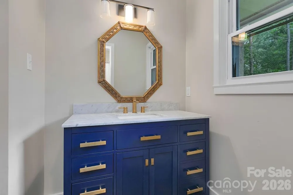 100 Ashton Lane Brevard, NC 28712