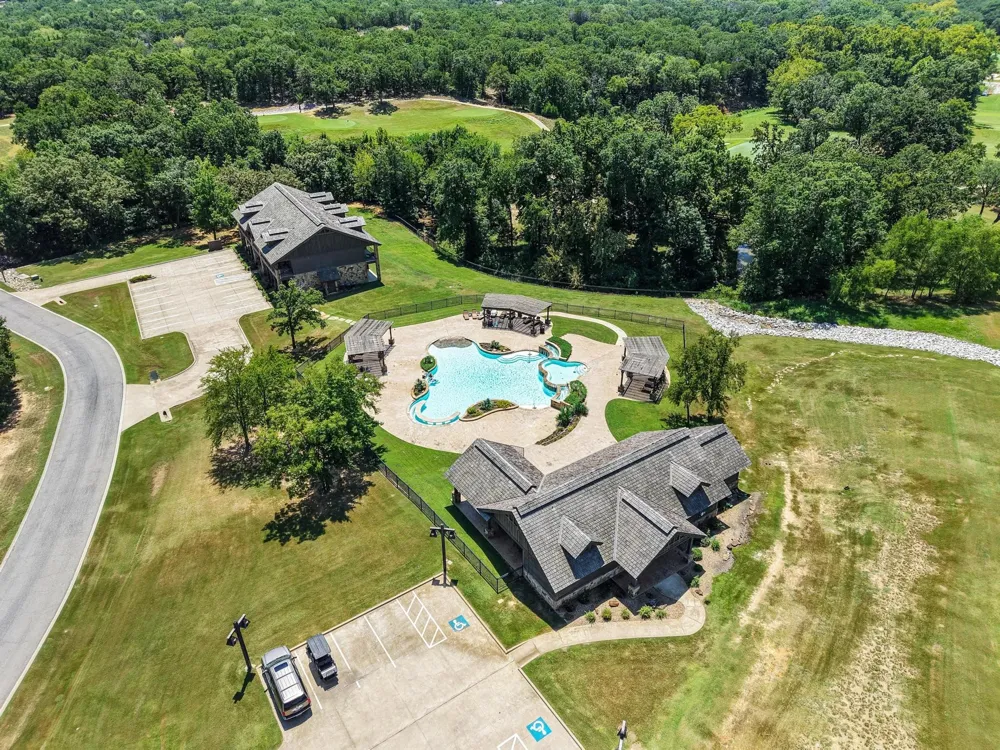 208 Castlewood Street Gordonville, TX 76245