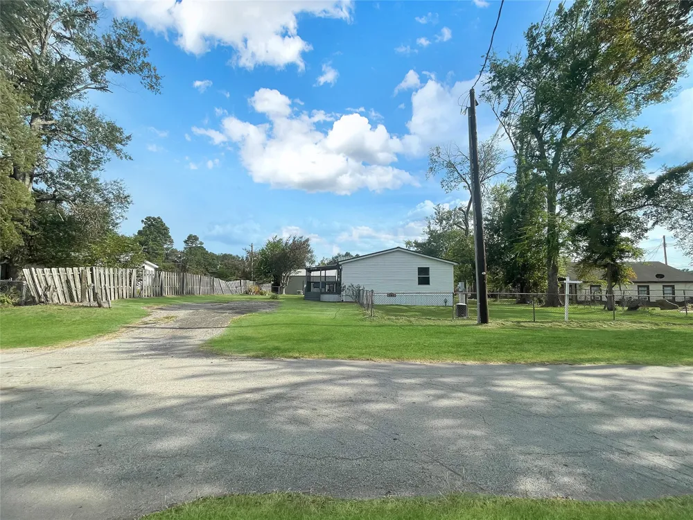 181 Cyclone Street Waskom, TX 75692