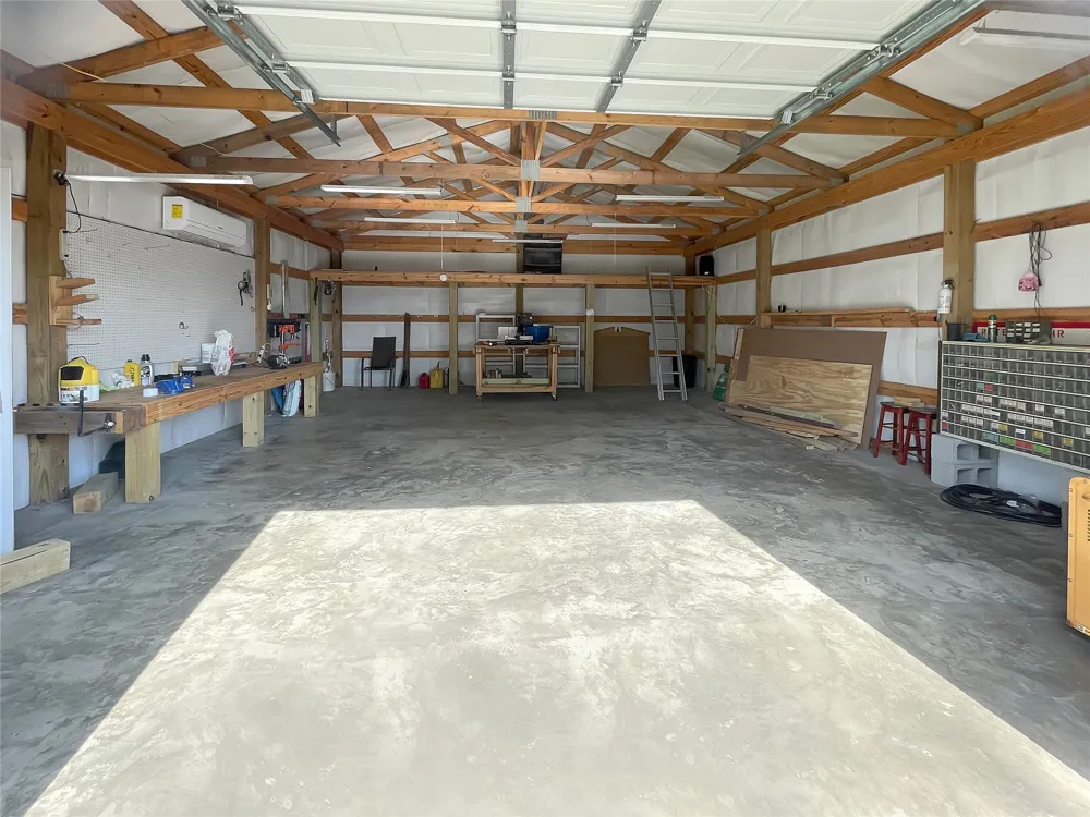 181 Cyclone Street Waskom, TX 75692