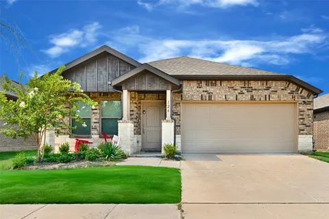109 Knoll Pines Drive