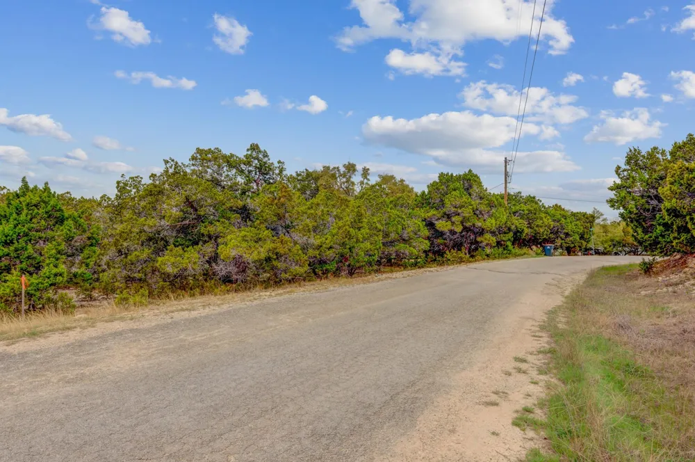 210 Barber Drive Wimberley, TX 78676