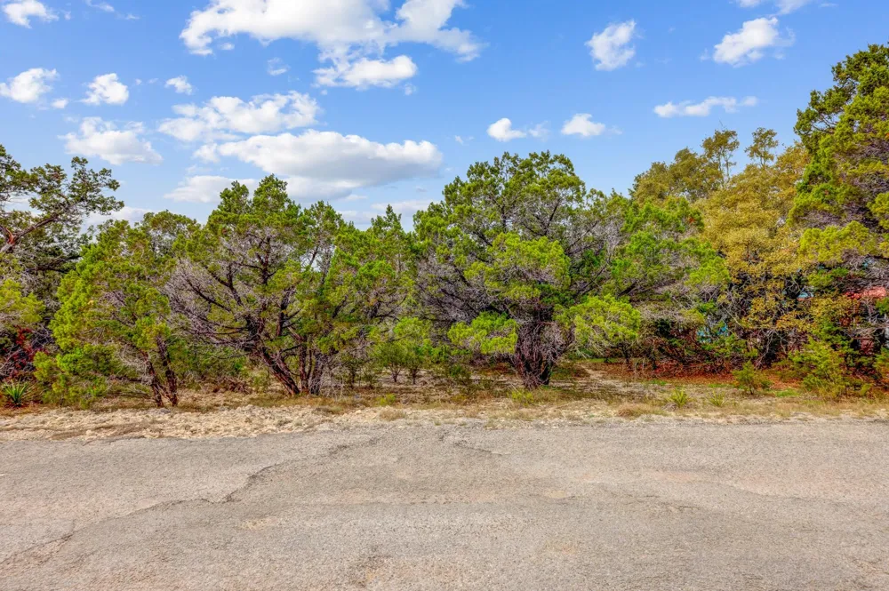 210 Barber Drive Wimberley, TX 78676
