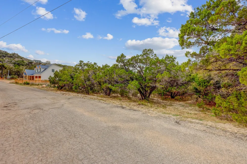 210 Barber Drive Wimberley, TX 78676