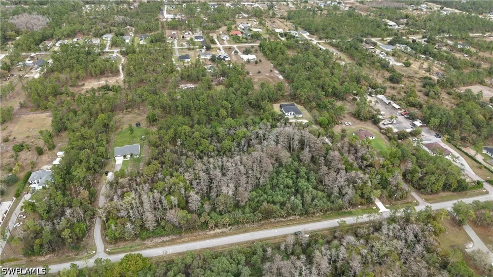 52nd Avenue NE Naples, FL 34120