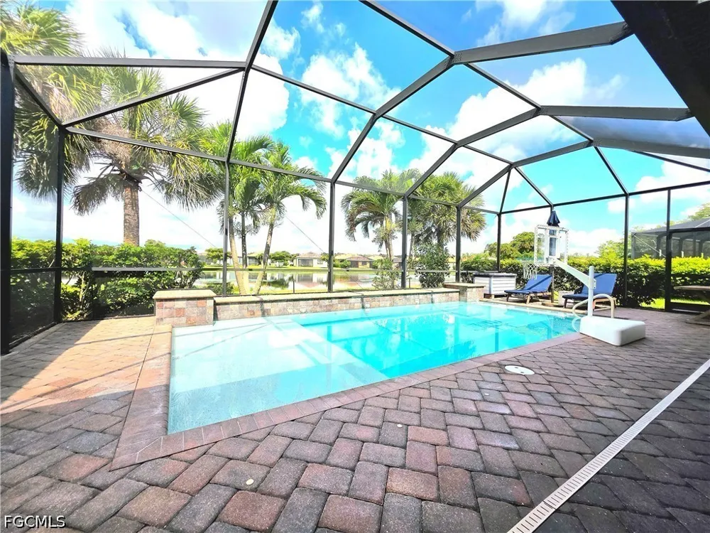 Onyx Circle Fort Myers, FL 33913