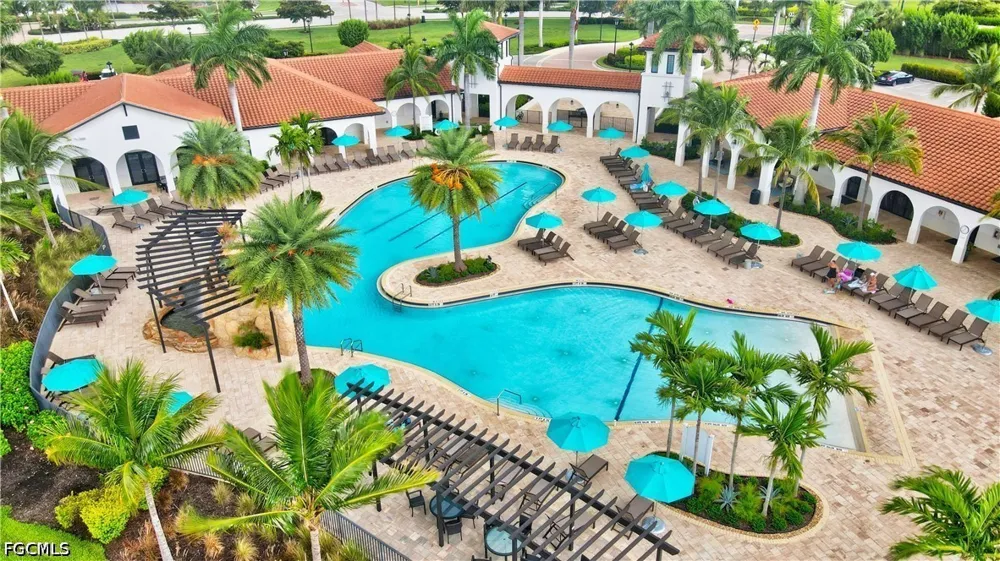 Onyx Circle Fort Myers, FL 33913
