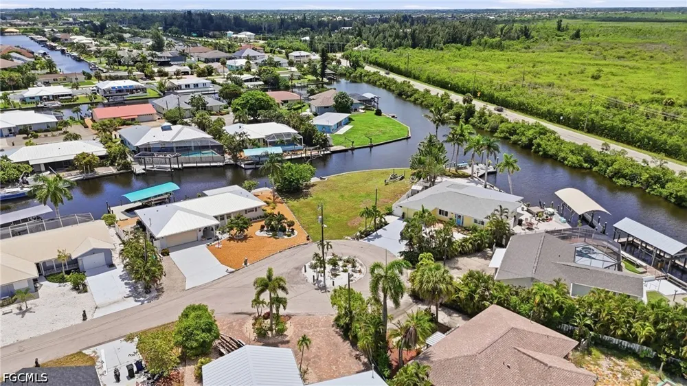 Moon Shell Drive Matlacha Isles, FL 33991