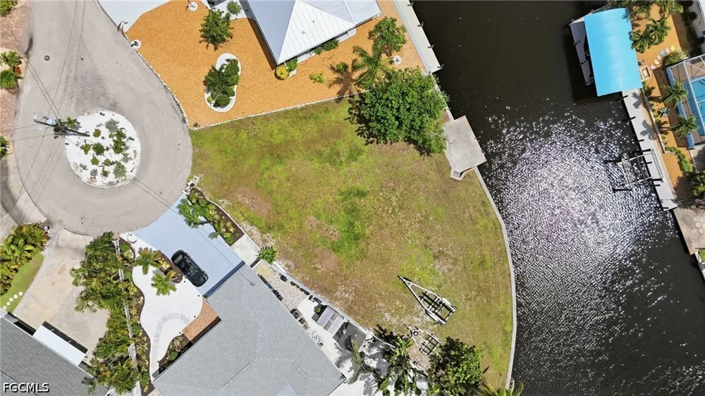 Moon Shell Drive Matlacha Isles, FL 33991
