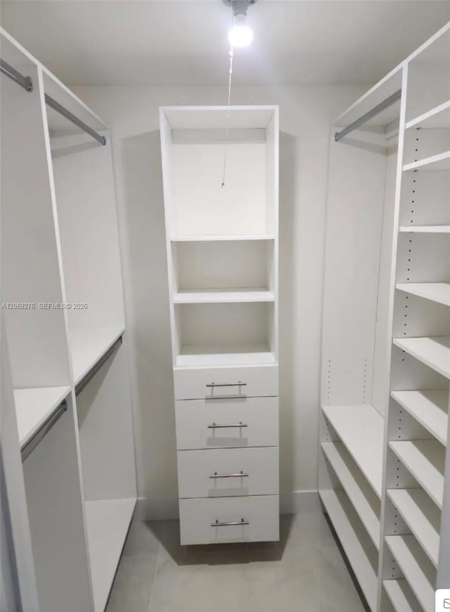 9440 Fontainebleau Blvd #508 Miami, FL 33172