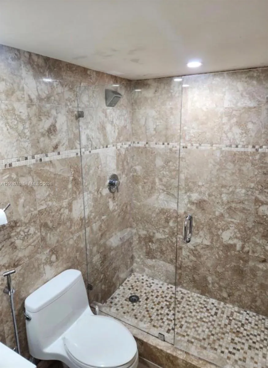 9440 Fontainebleau Blvd #508 Miami, FL 33172