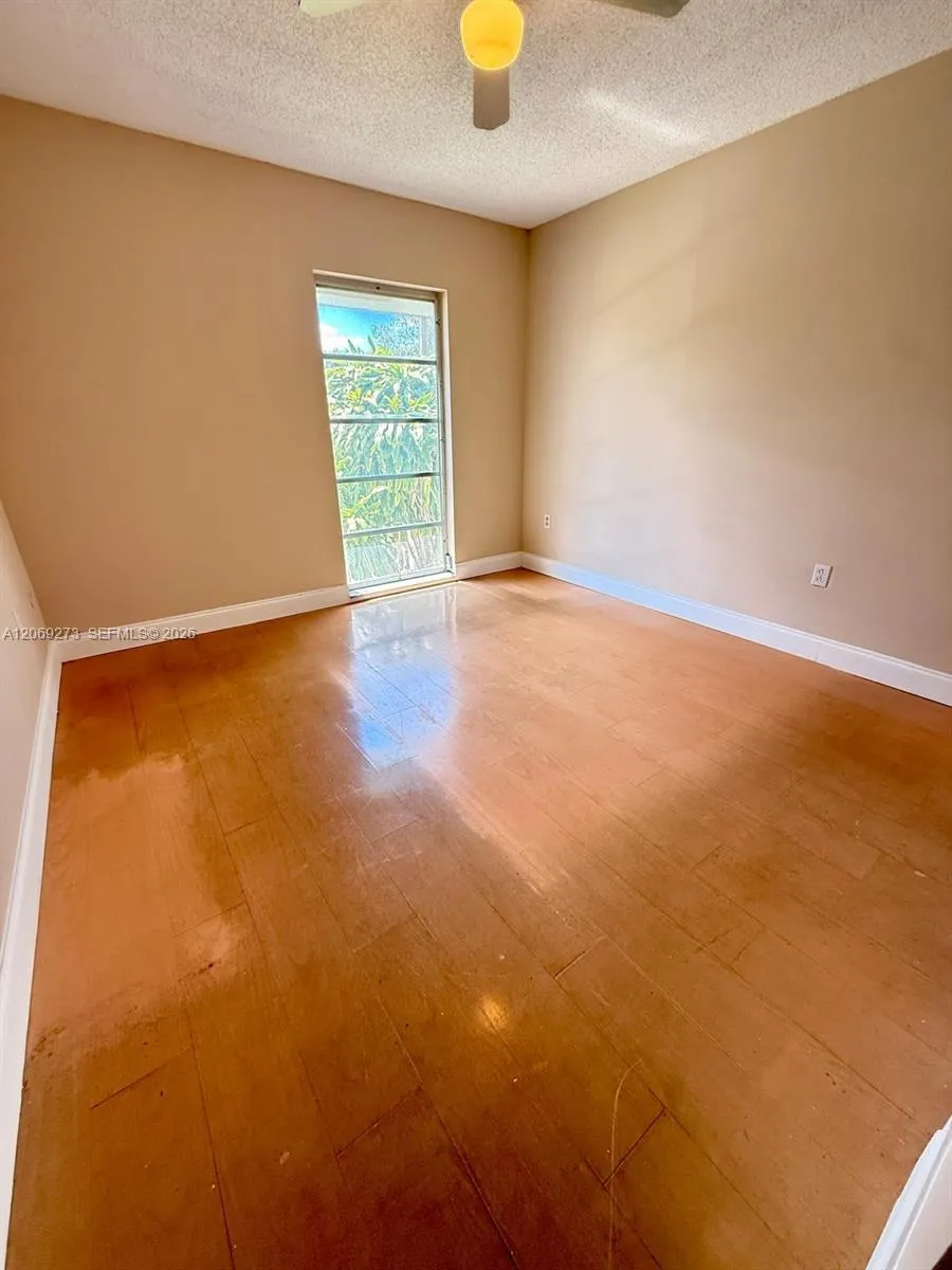 3301 Raleigh St #4D Hollywood, FL 33021