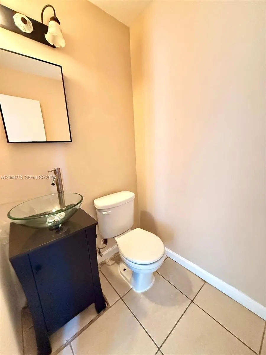 3301 Raleigh St #4D Hollywood, FL 33021