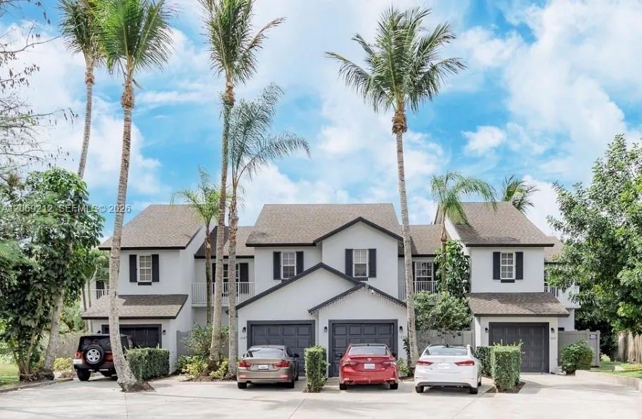 1647 Hawthorne Pl Wellington, FL 33414