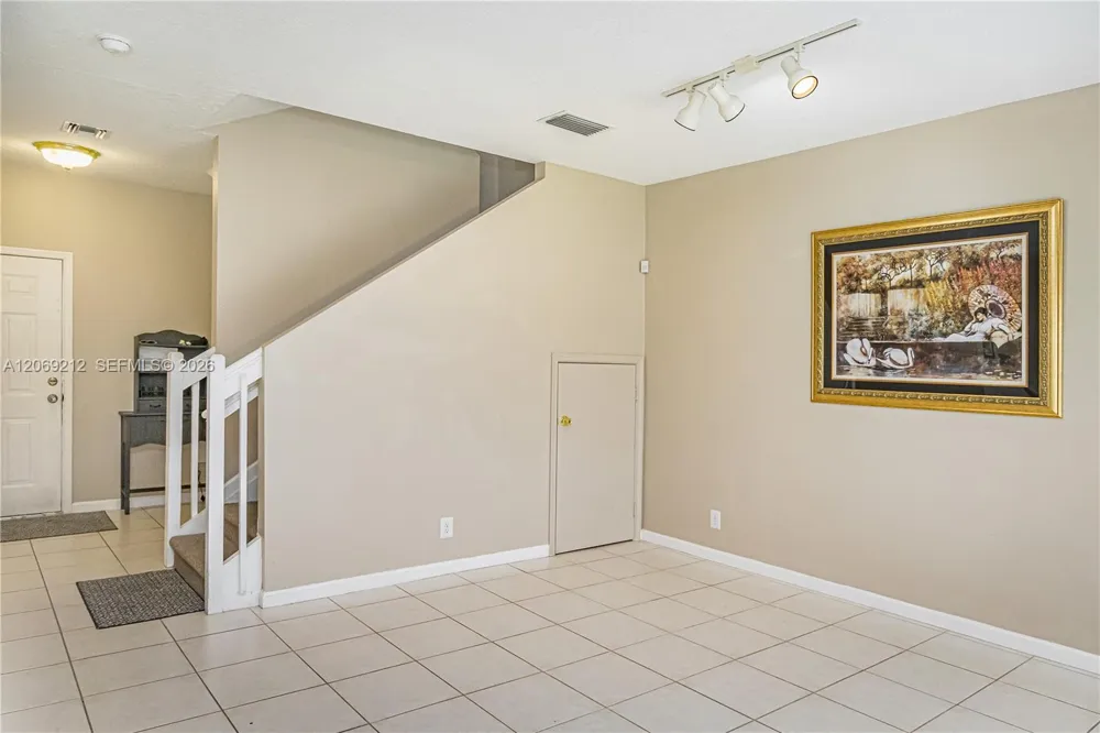 1647 Hawthorne Pl Wellington, FL 33414