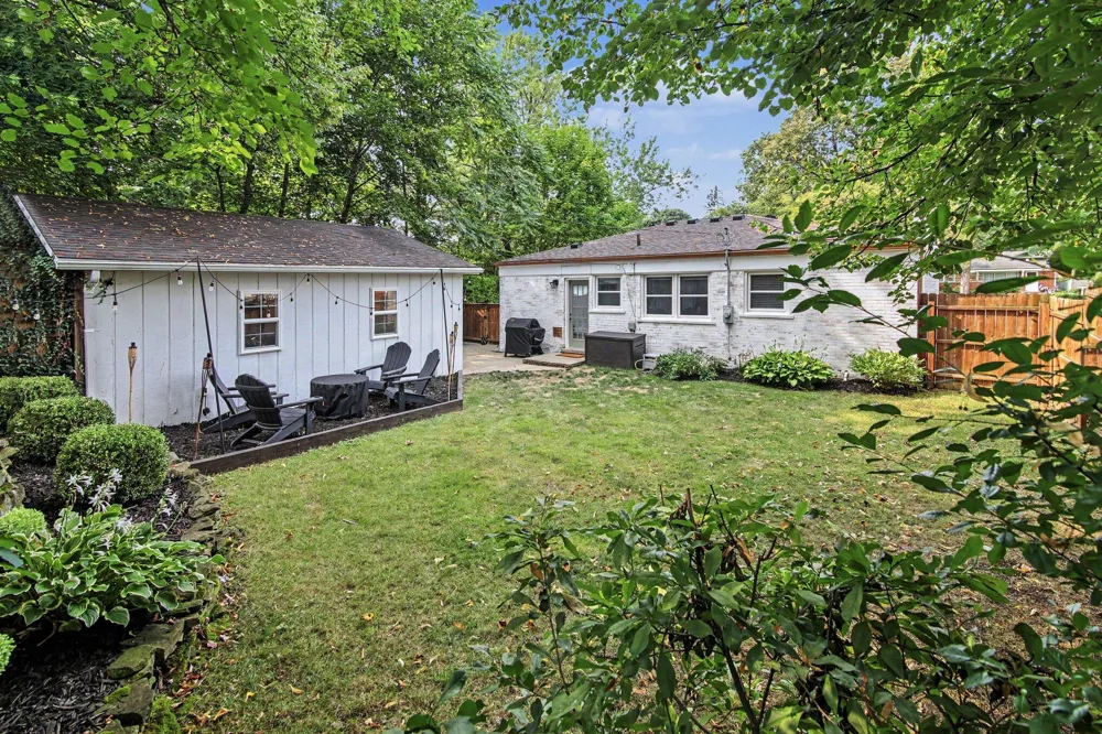 126 Pleasant Ridge Drive Saline, MI 48176