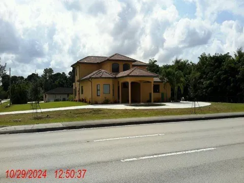 1641 NW 114th Avenue