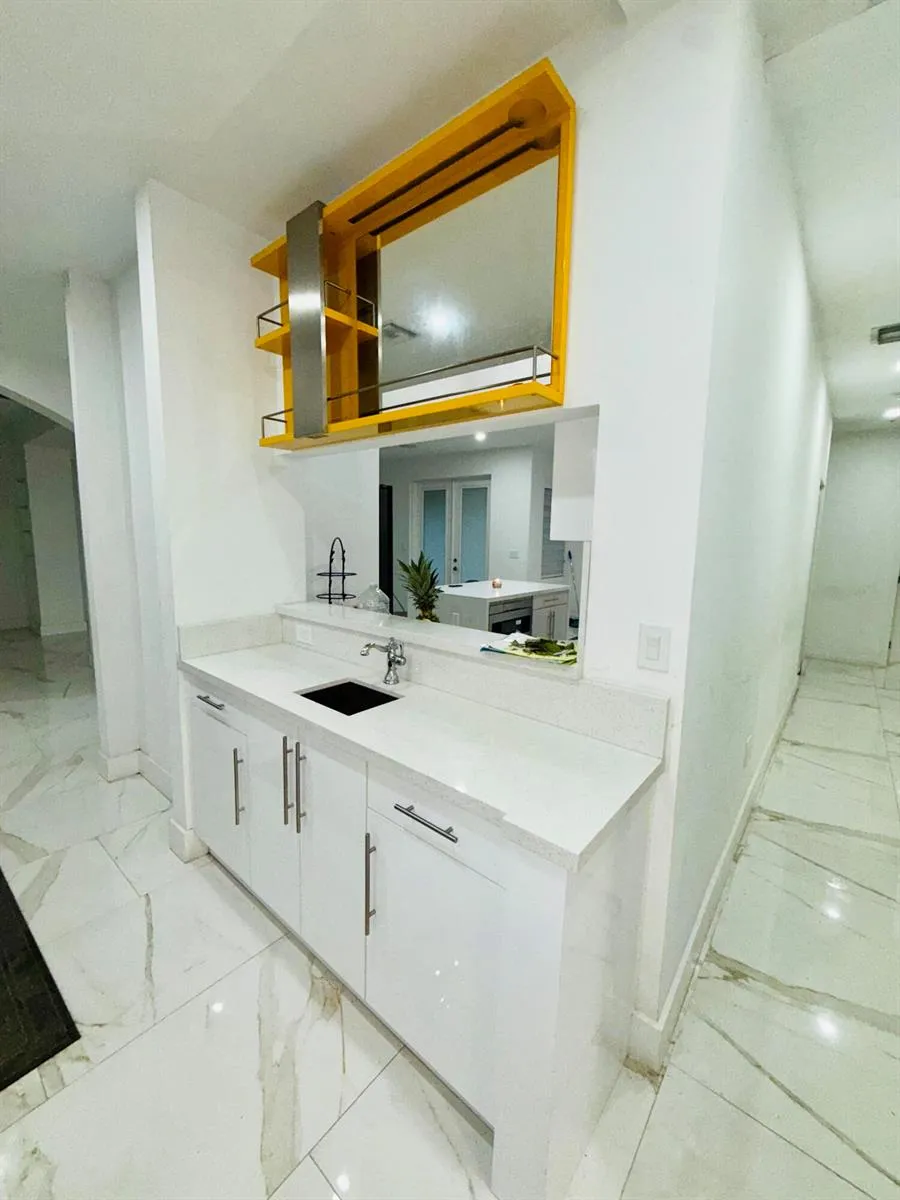 1641 NW 114th Avenue Plantation, FL 33323