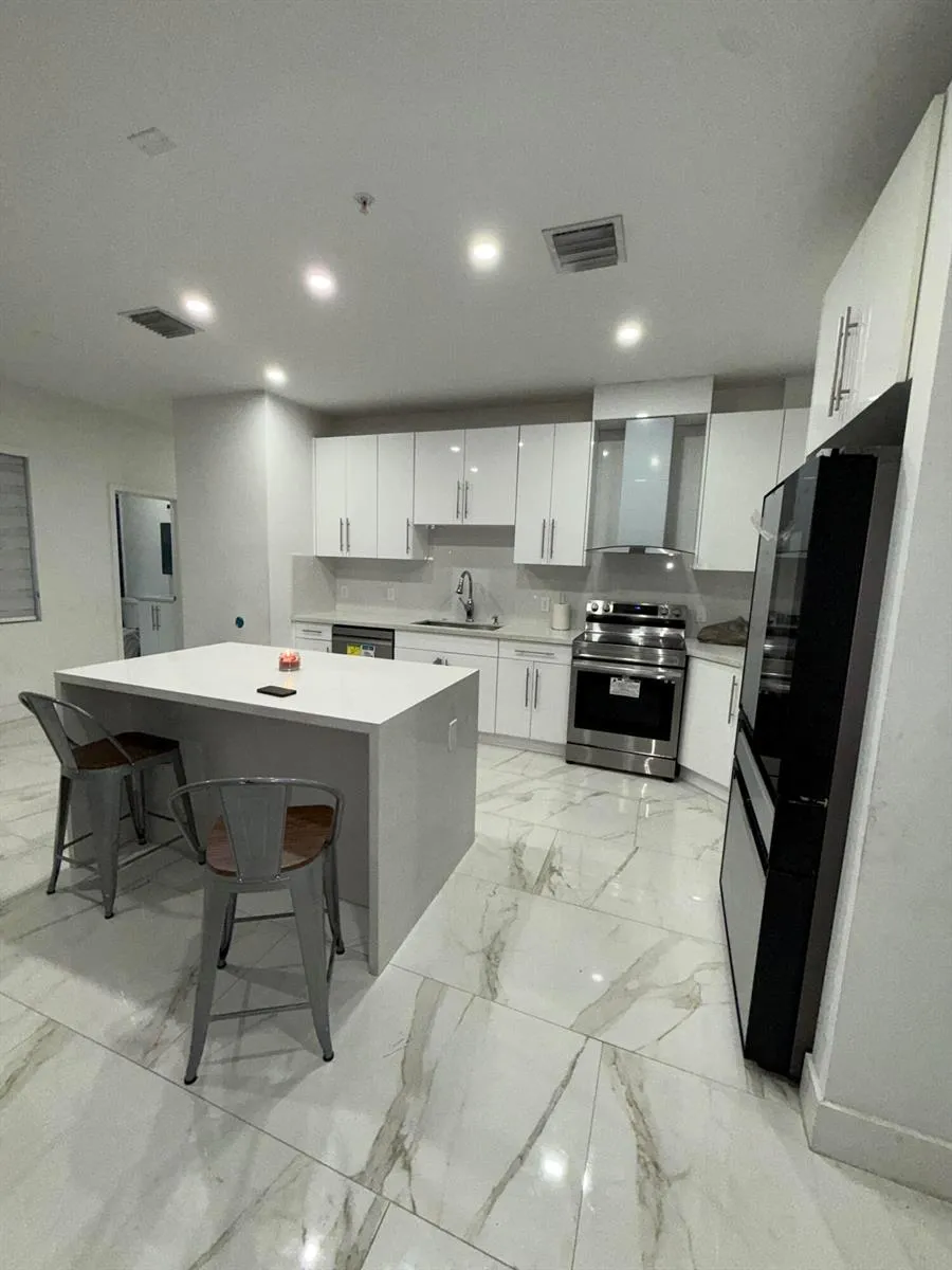 1641 NW 114th Avenue Plantation, FL 33323